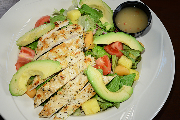 Grilled-Chicken-and-Avocado-S_LR